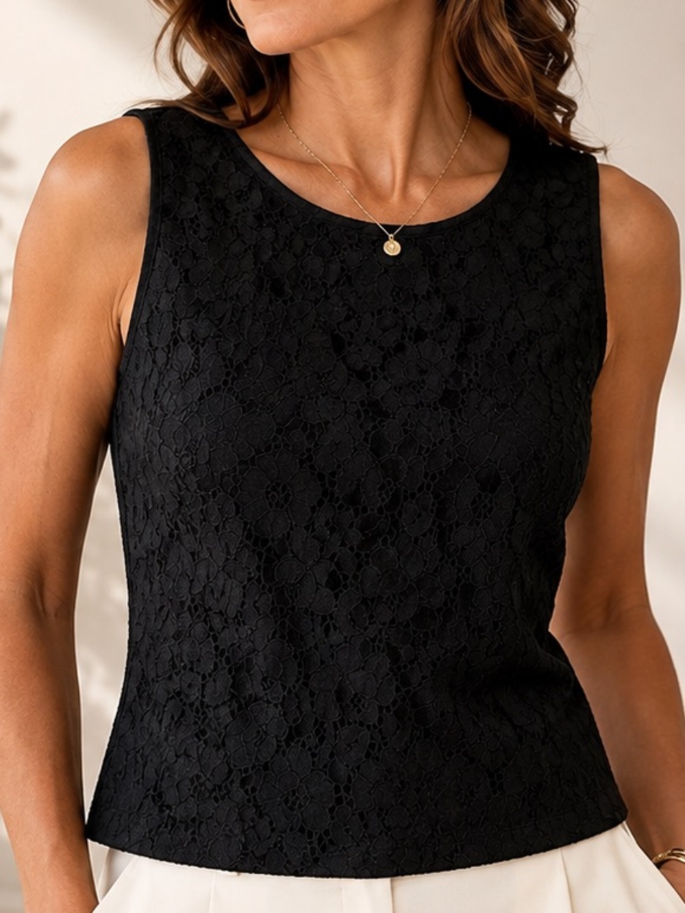Banana Republic Size 8 Black Floral Lace Sleeveless Top